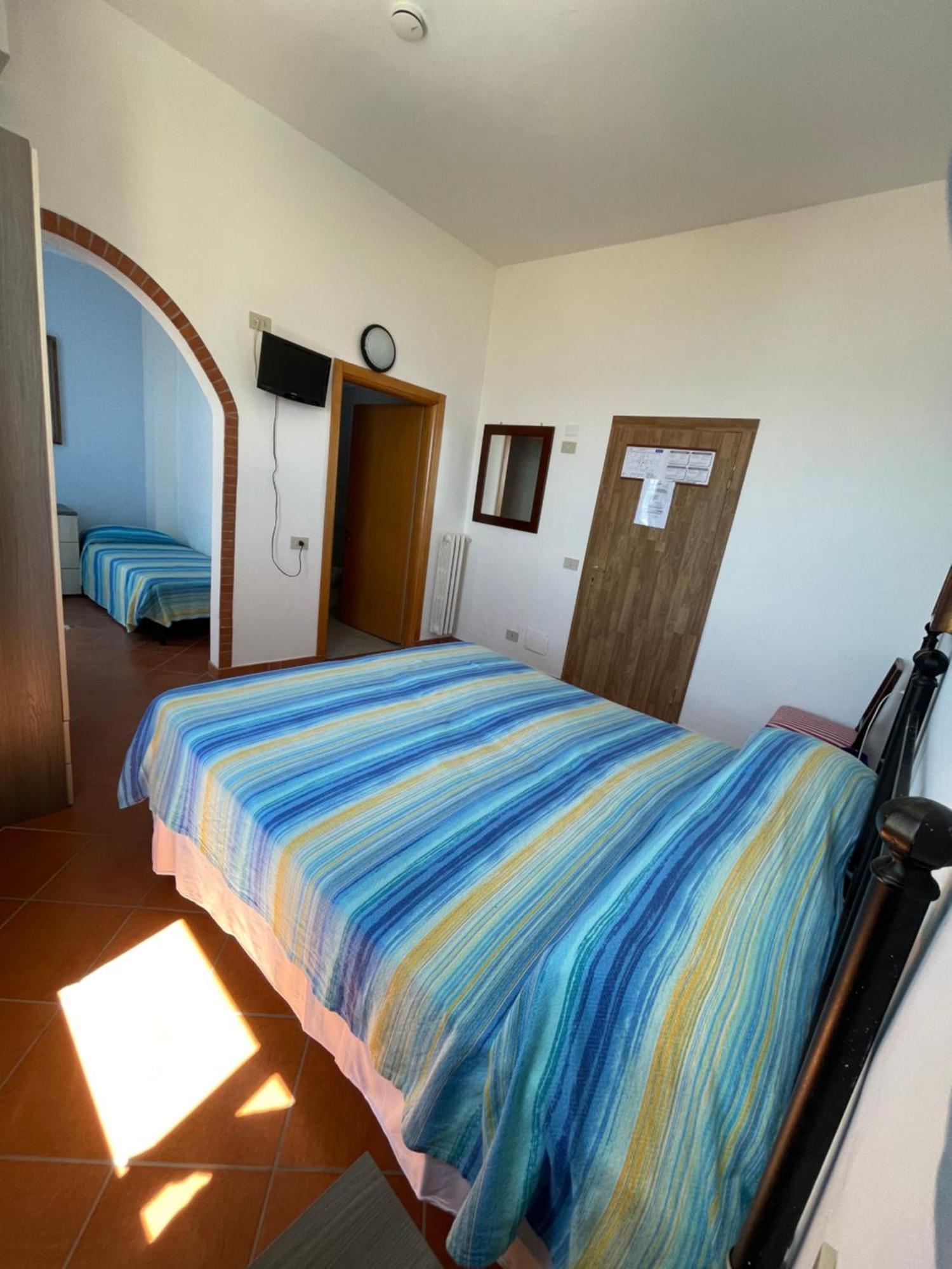 Hotel Eden フォッローニカ エクステリア 写真